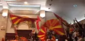 Makedonya'da Polis Meclisi Boşalttı