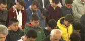 Istanbul Müftüsü Sabah Namazında Gençlerle Bir Araya Geldi