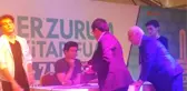 Erzurum Fuarda Imza ve Selfie Izdihamı