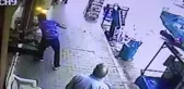 Adana'da Sokak Ortasında Yaşanan Silahlı Çatışma Kamerada