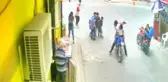 Adana'da Sokak Ortasındaki Silahlı Düello Kameralara Yansıdı