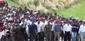Eruh'ta Türk Bayrakları Ile 