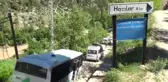Toprak Yola Karanfil Atıp Asfalt Yol İstediler