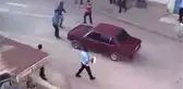 Trafik Kazası, Meydan Kavgasına Dönünce Polis Biber Gazıyla Müdahale Etti