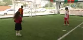 Anneler Çocuklarıyla Futbol Oynadı