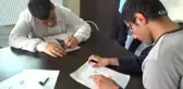 Engeli Başarısına Engel Olmadı... 400'ü Aşkın Şiir Yazdı