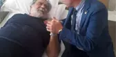 Hastaneye Kaldırılan Arif Sağ'a Akciğer Kanseri Teşhisi Konuldu