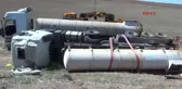 Sivas Devrilen Asit Yüklü Tanker Kontrollü Şekilde Kaldırıldı