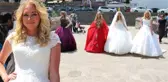 Defile İçin Diyarbakır'a Gelen Rus Mankenler Gelinlikle Delilo Oynadılar