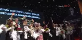 Adana Türkan Şoray, Selvi Boylum Al Yazmalım Filminin Senaristi Ali Özgentürk Ile Dans Etti