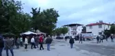 Iftara 1,5 Saat Kala Deprem Olunca Oruçlarını Sokakta Açtılar