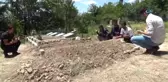 37 Yıllık Evli Çift, Bir Gün Arayla Öldü, Aynı Gün Toprağa Verildi