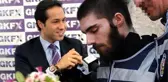 Cem Garipoğlu'nun Kuzeni Kasım Garipoğlu'nun Gece Kulübünde Parmağı Koptu