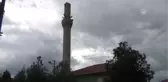 Şiddetli Rüzgar Cami Minaresini Yıktı