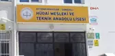 Afyonkarahisar Müdür, Öğretmen ve Hizmetliler Okulun Tadilatını Yapıyor