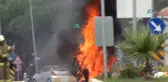 Alev Alan Motosikletten Son Anda Kurtuldular