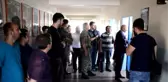 Yüksekova'da Asker ve Polis Karne Dağıttı