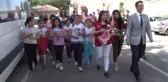 Çocuklardan Jandarma Personeline Karanfil