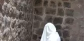 İtikafa Girip, Hayatla Tüm İlişkilerini Kestiler