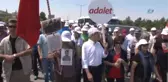 Kılıçdaroğlu, 'Adalet Yürüyüşü'nün 3. Gününde İlk Molayı Verdi