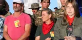 'Kırmızı Fularlı Kız' Deniz Karacagil'in Anne Ve Babası Gözaltına Alındı