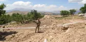 Tarlada Bulunan Mozaiğin Başında 24 Saat Nöbet Tutuyorlar