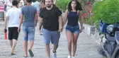 Öykü Çelik, Yeni Sevgilisiyle El Ele Yakalandı