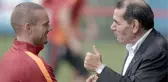 Başkan Özbek'ten Sneijder'e 