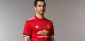 Manchester United'ın Yıldız Futbolcusu, Göbekli Fotoğrafıyla Rezil Oldu