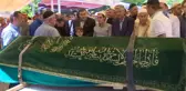 Seyyid Salih Geylani Dualarla Defnedildi