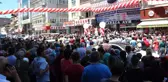 250 Kişilik Çekilişe Binlerce Vatandaş Akın Edince Yollar Trafiğe Kapandı