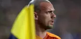 Galatasaray'dan Sneijder'e: Sözleşmeni Feshetmezsen Seni Genç Takıma Yollarız