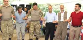 Hakkari'de Asker Ve Halk Birlikte Halay Çekti