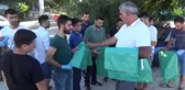 Köylü Gençlerden Örnek Davranış... Sokak Aralarında ve Sahil Kenarında Çöp Bırakmadılar