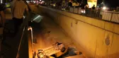 Ticari Taksi Alt Geçide Uçtu: 3 Yaralı
