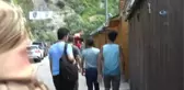 Mostar Köprüsü Önünde 