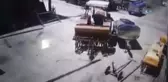 Tamirci Traktörün Altında Böyle Kaldı