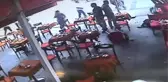 Kafeteryaya Gelip Husumetli Olduğu Torbacıyı Sırtında Vurdu