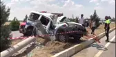 Polis Aracı Beton Direğe Çarptı: 1 Şehit