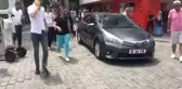 Trabzon CHP Milletvekili Pekşen Kaymakamlık Aracının Caddeye Park Edilmesine Tepki Gösterdi