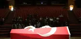 Dostları, 'Şoför Nebahat'ı Son Yolculuğunda Yalnız Bıraktı
