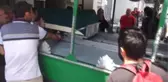 Altın Elbiseli Adam
