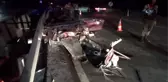 Yoldan Çıkan Otomobil Bariyerlere Çarptı: 3 Kişi Hayatını Kaybetti, 1 Kişi Yaralı