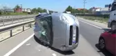 Otomobil Devrildi: 3 Yaralı