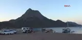 Antalya Plajda Sinema Keyfi