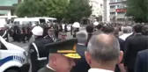 Şehit Polis İçin İstanbul Emniyet Müdürlüğü'nde Tören Düzenleniyor