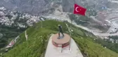 Dünya'nın En Büyük Atatürk Heykelinde Nikah Kıydılar