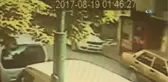 İstanbul'da Kaçan Boğa Dehşet Saçtı: 3 Yaralı... O Anlar Kamerada