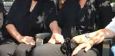 Cinayetten Sonra İlk Kez Görüntülendi! Vatan'ın Hamile Eşini, Acılı Anne Teselli Etti