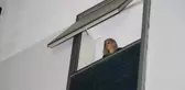 Tuvalette Mahsur Kalan Radyo Sunucusunu İtfaiye Kurtardı